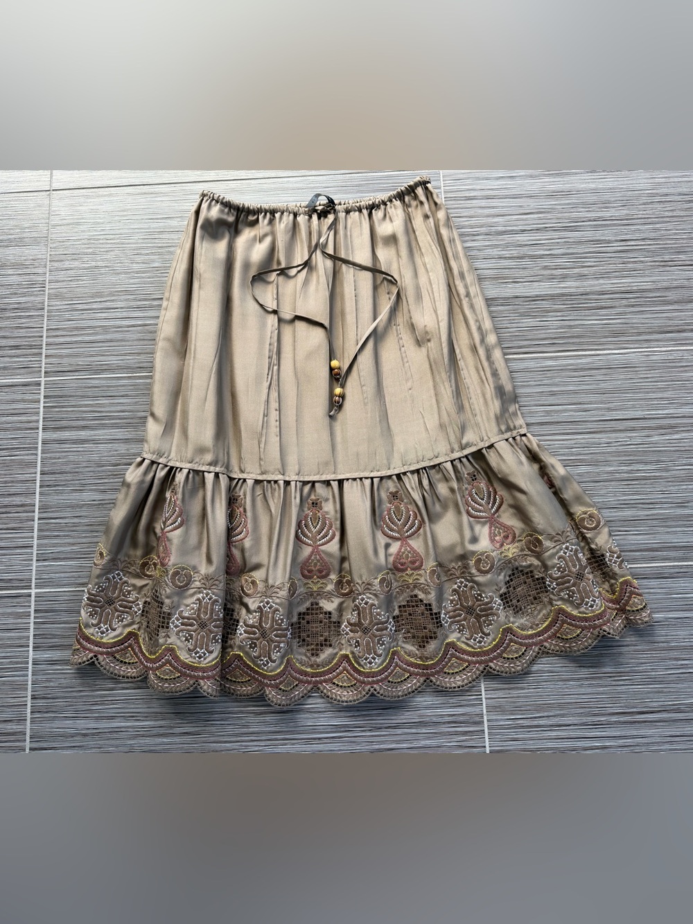 Elie Tahari | Boho Scallop Hem & Embroidered Silk Skirt